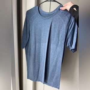 Lululemon Mens Metal vent tech Short sleeve shirt size Medium blue